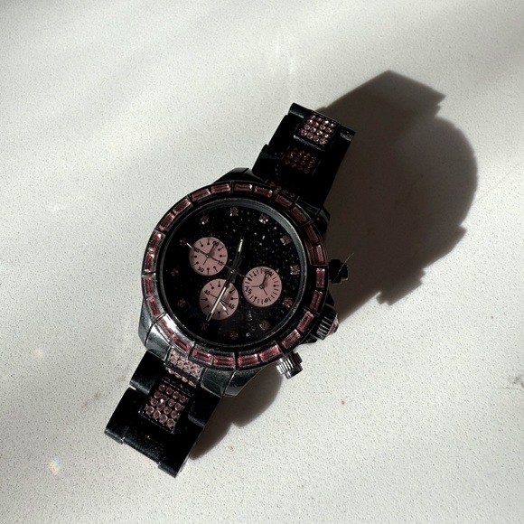LIMITED EDITION TOYWATCH BLACK AND PINK CRYSTAL KRIS WATCH - Picture 1 of 3